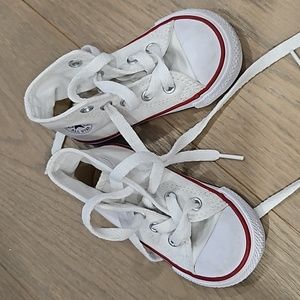All star converse baby size 4